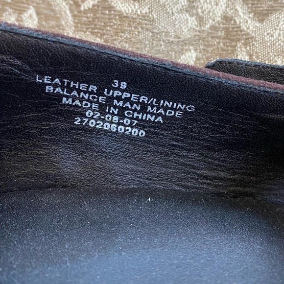 New Dansko Suede Mary Janes - Picture 7 of 7